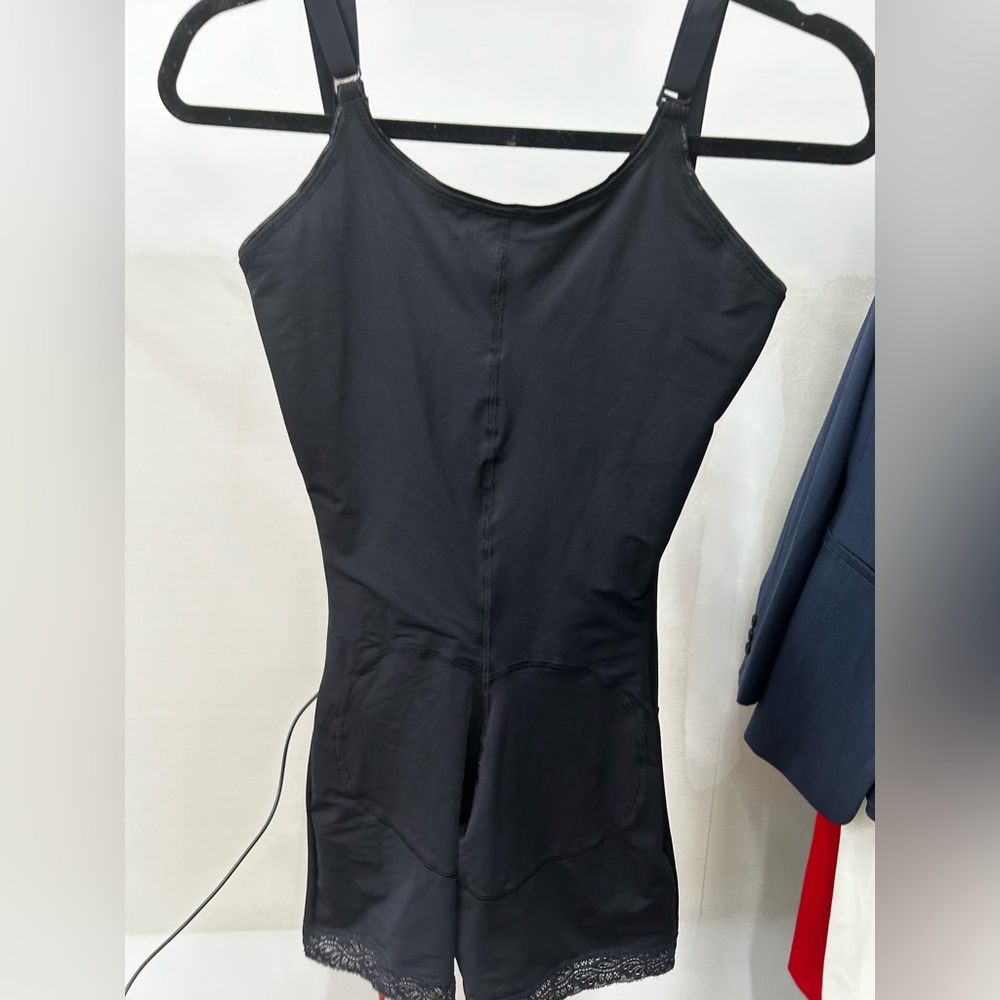 Black Shapewear Bodysuit - Picture 7 of 7